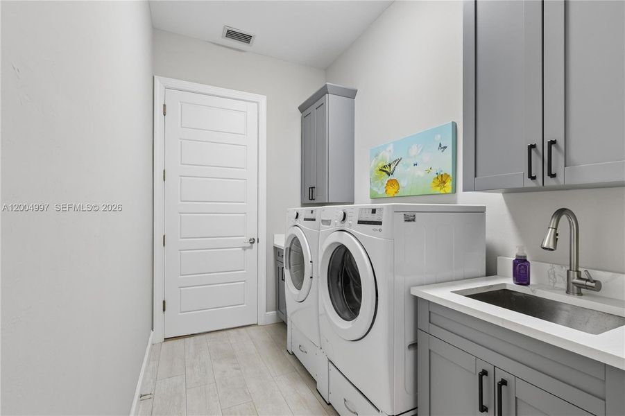 Furnished interior view inside a new home in , Naples (Image 30).