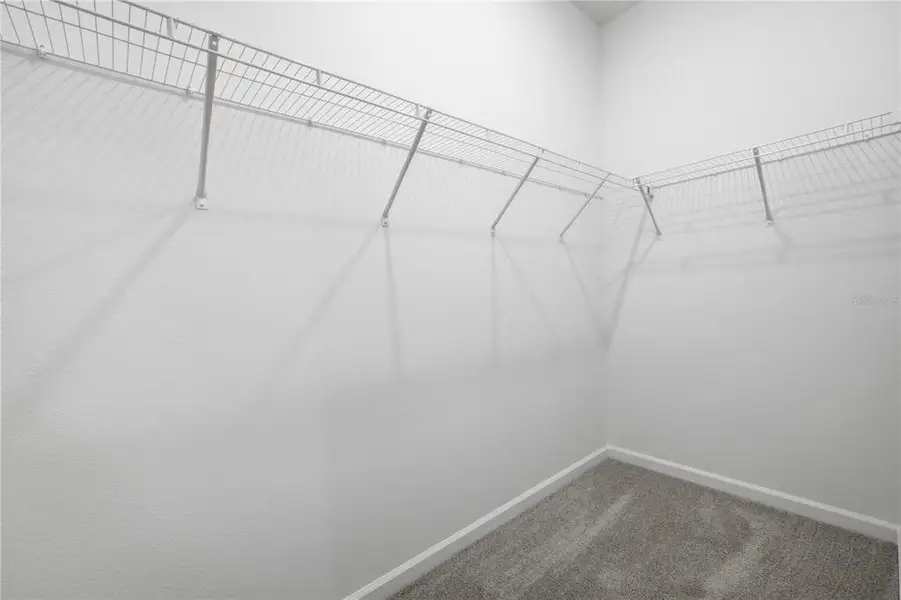 Spacious, unfurnished interior of a new home in , Okahumpka (Image 20).