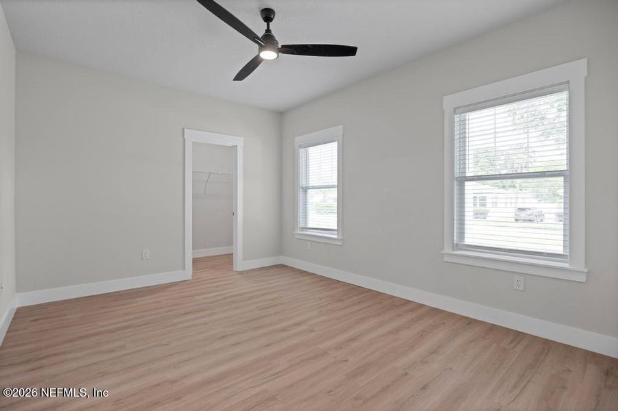 Spacious, unfurnished interior of a new home in , Jacksonville (Image 21).