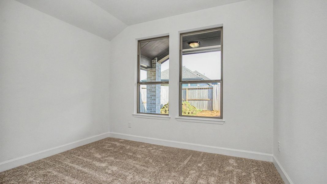 Spacious, unfurnished interior of a new home in Jordan Ranch, Fulshear (Image 4).