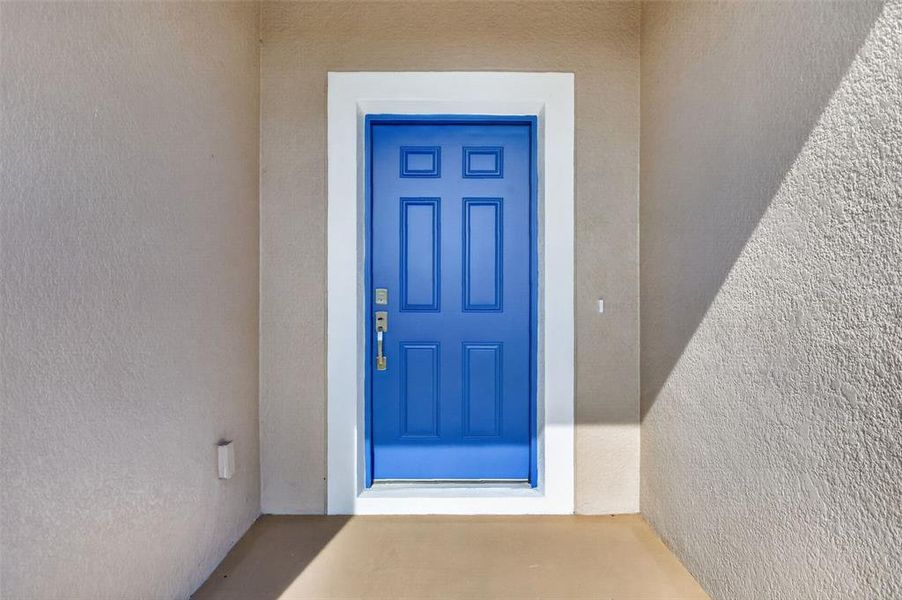 Exterior details and patio area of a home in , Umatilla (Image 21).