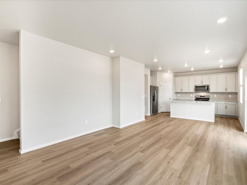 Spacious, unfurnished interior of a new home in Westgate, Greeley (Image 7).