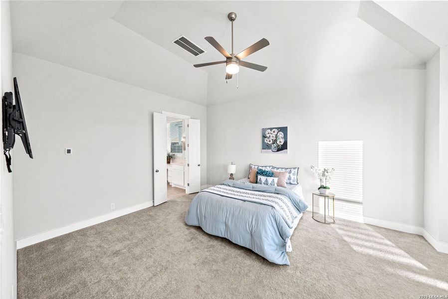 Furnished interior view inside a new home in Ventana, Bulverde (Image 19).