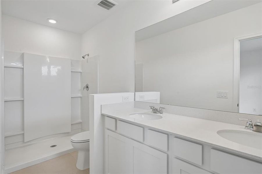 Furnished interior view inside a new home in , Sarasota (Image 17).