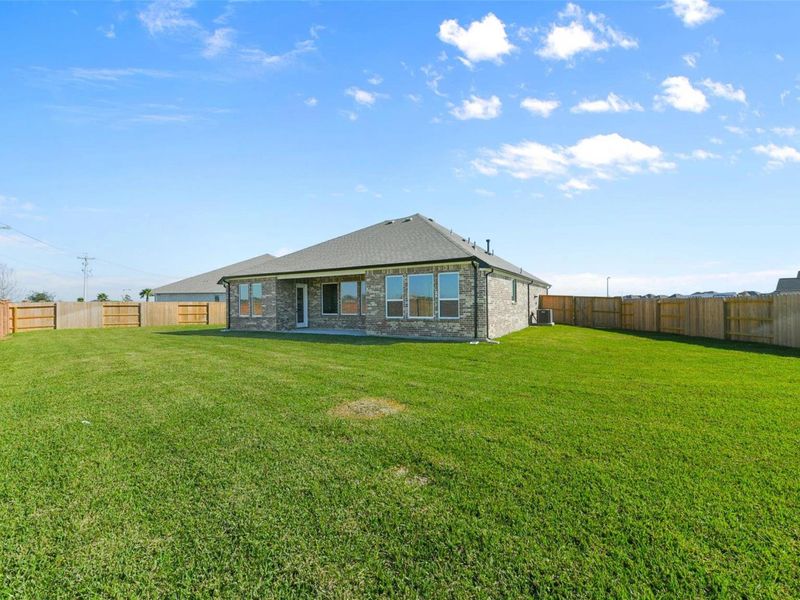 Exterior details and patio area of a home in Lago Mar, Texas City (Image 22). Exterior details and patio area of a home in Lago Mar, Texas City (Image 22).
