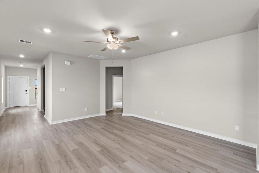 Spacious, unfurnished interior of a new home in Cypress Green, Hockley (Image 16). Spacious, unfurnished interior of a new home in Cypress Green, Hockley (Image 16).
