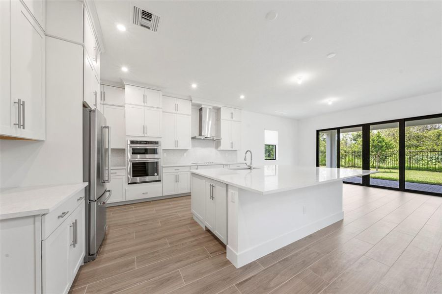 Furnished interior view inside a new home in , Pembroke Pines (Image 6).
