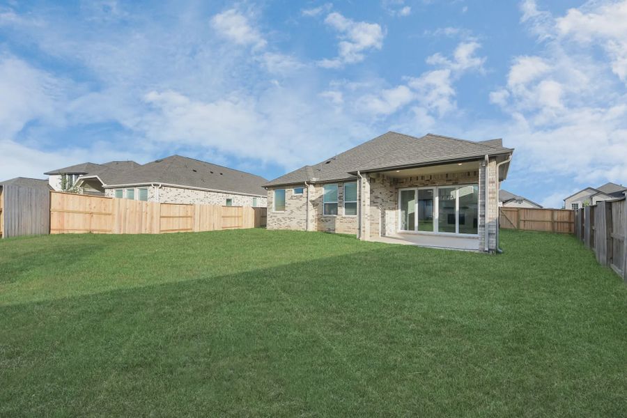 Representative exterior details of a home built from the PT Bonneville by Chesmar Homes in Meridiana 50's and 60's, Manvel (Image 4).