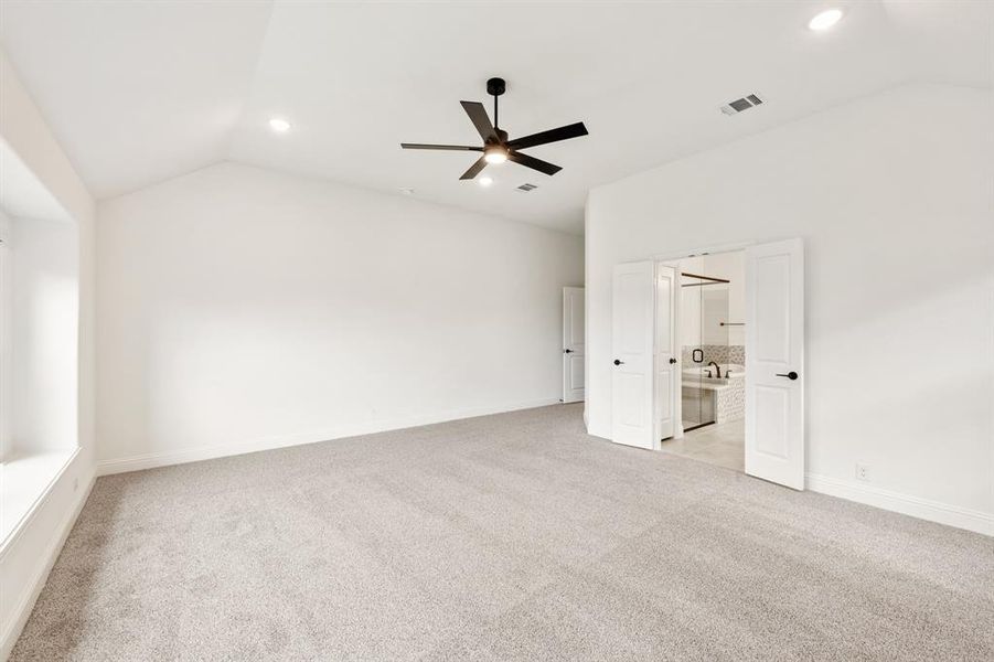Spacious, unfurnished interior of a new home in Meraki, Forney (Image 24).