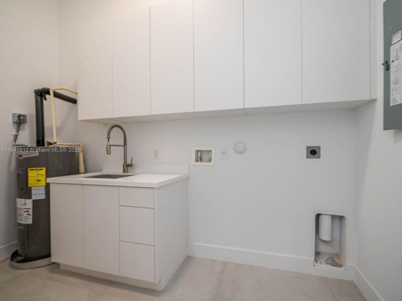 Furnished interior view inside a new home in , Miami (Image 17).