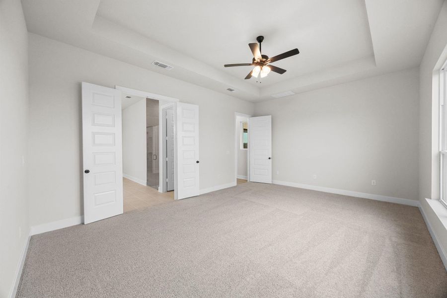 Spacious, unfurnished interior of a new home in Santa Rita Ranch, Santa Rita Ranch (Image 27).