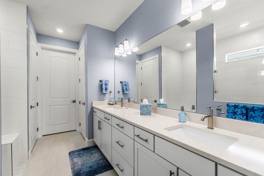 Furnished interior view inside a new home in , Port St. Lucie (Image 5).