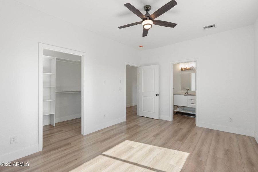 24-web-or-mls-DSC01572 24-web-or-mls-DSC01572