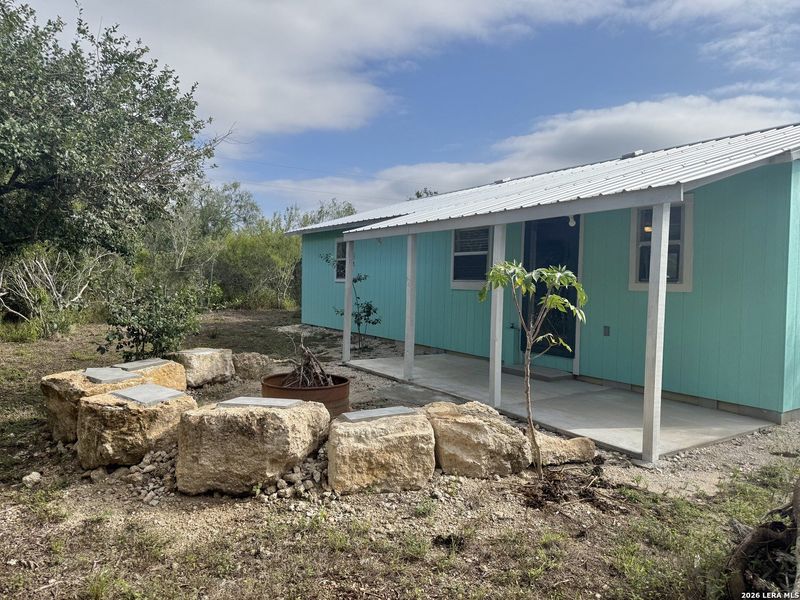 Exterior details and patio area of a home in , Beeville (Image 12).