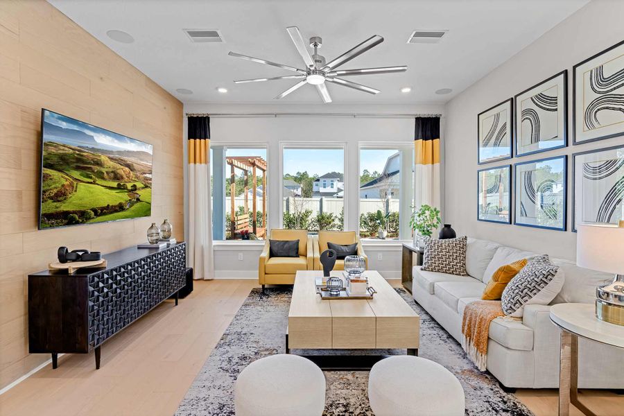 The Saw Mill - Family Room