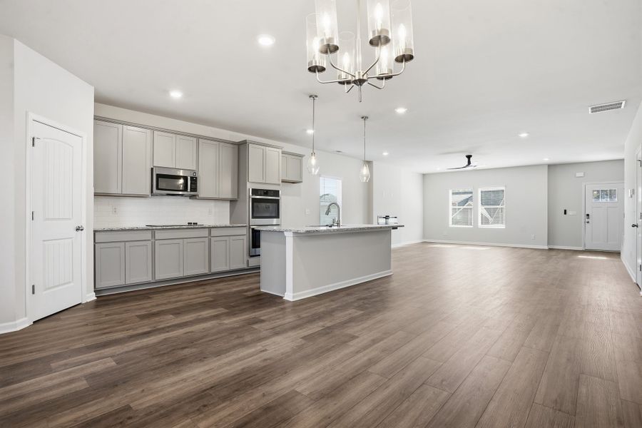 3,172sf New Home in Jackson, GA.  - Slide 4