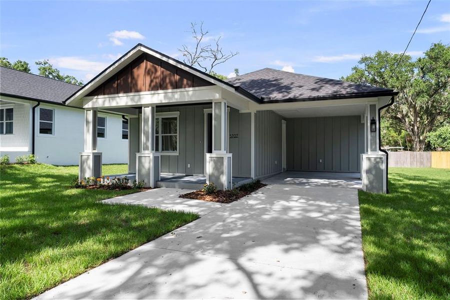 Front exterior of a new home in , Tampa, FL, highlighting curb appeal (Image 2). Front exterior of a new home in , Tampa, FL, highlighting curb appeal (Image 2).
