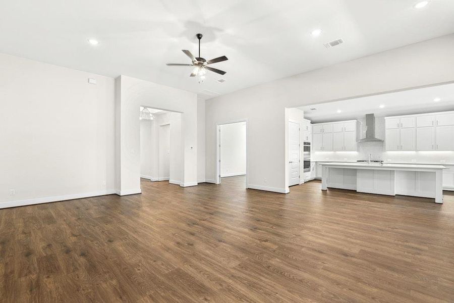 Spacious, unfurnished interior of a new home in Riverstone, Georgetown (Image 18). Spacious, unfurnished interior of a new home in Riverstone, Georgetown (Image 18).