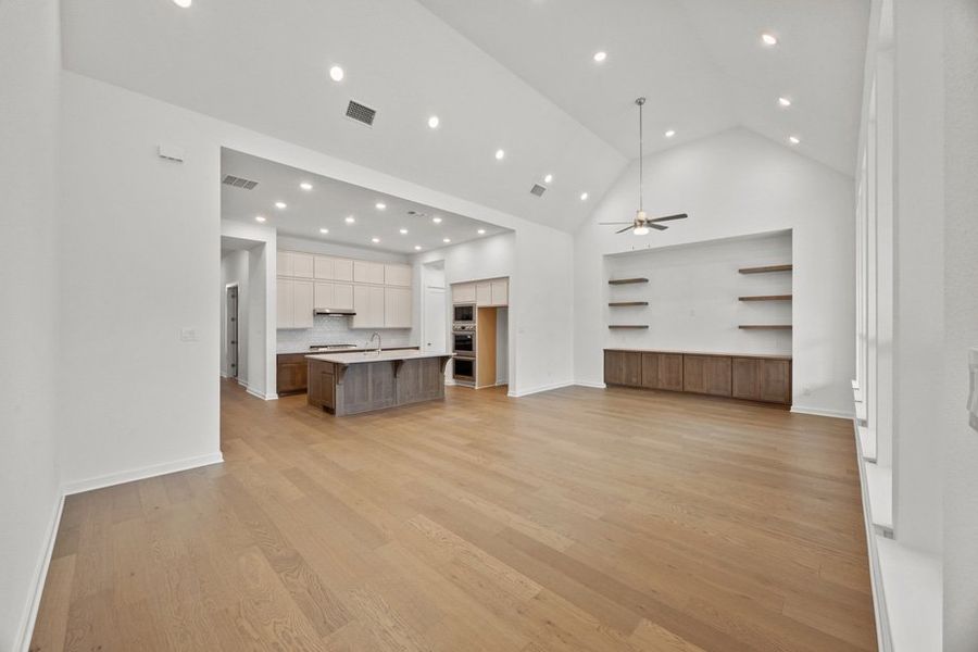 Family Room/Dining Room