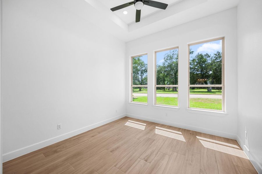 Spacious, unfurnished interior of a new home in , Hempstead (Image 20). Spacious, unfurnished interior of a new home in , Hempstead (Image 20).