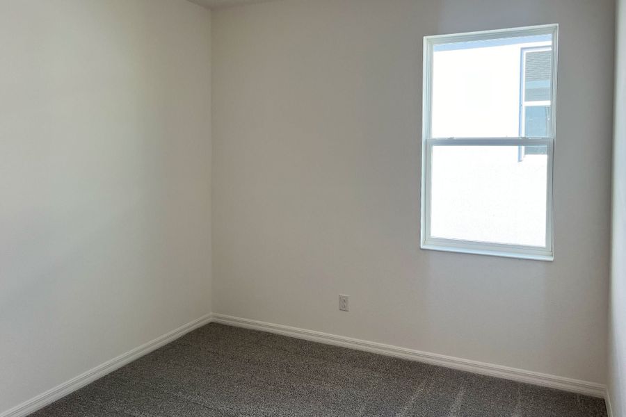 Spacious, unfurnished interior of a new home in Eagletail Landings, Howey-in-the-Hills (Image 14). Spacious, unfurnished interior of a new home in Eagletail Landings, Howey-in-the-Hills (Image 14).