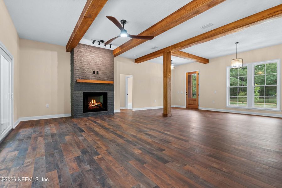 Spacious, unfurnished interior of a new home in , Glen St. Mary (Image 32).