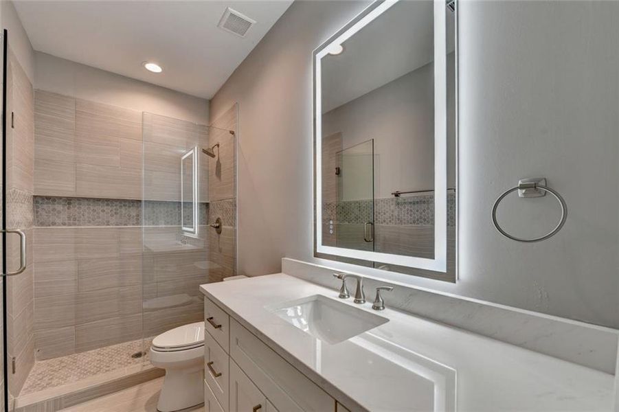 Furnished interior view inside a new home in , Lilburn (Image 14).