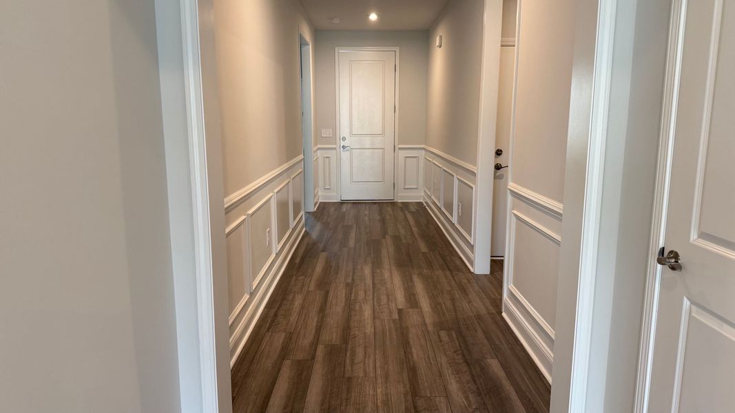 Spacious, unfurnished interior of a new home in Crescent Cove, Myrtle Beach (Image 17). Spacious, unfurnished interior of a new home in Crescent Cove, Myrtle Beach (Image 17).