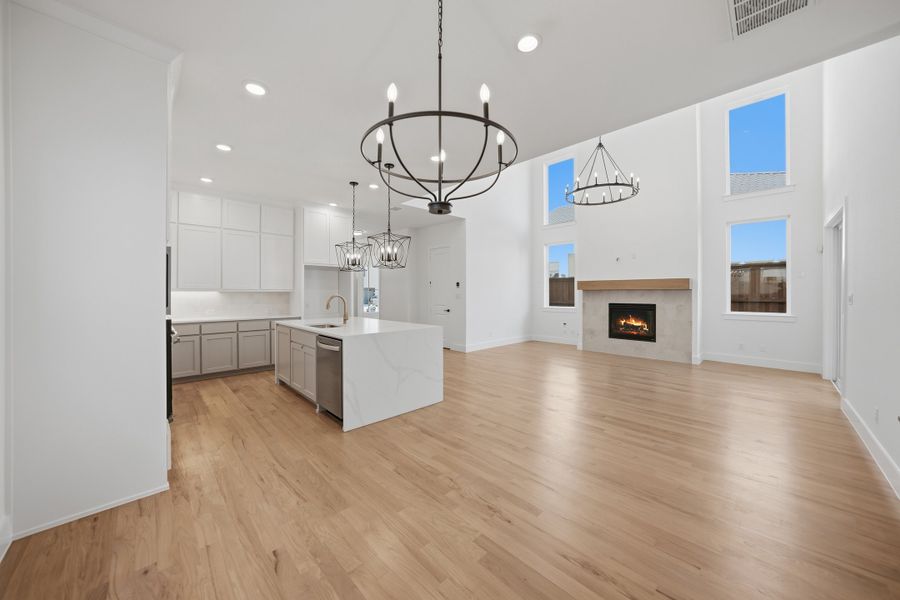 Spacious, unfurnished interior of a new home in Fields - 40' Lots, Frisco (Image 22). Spacious, unfurnished interior of a new home in Fields - 40' Lots, Frisco (Image 22).