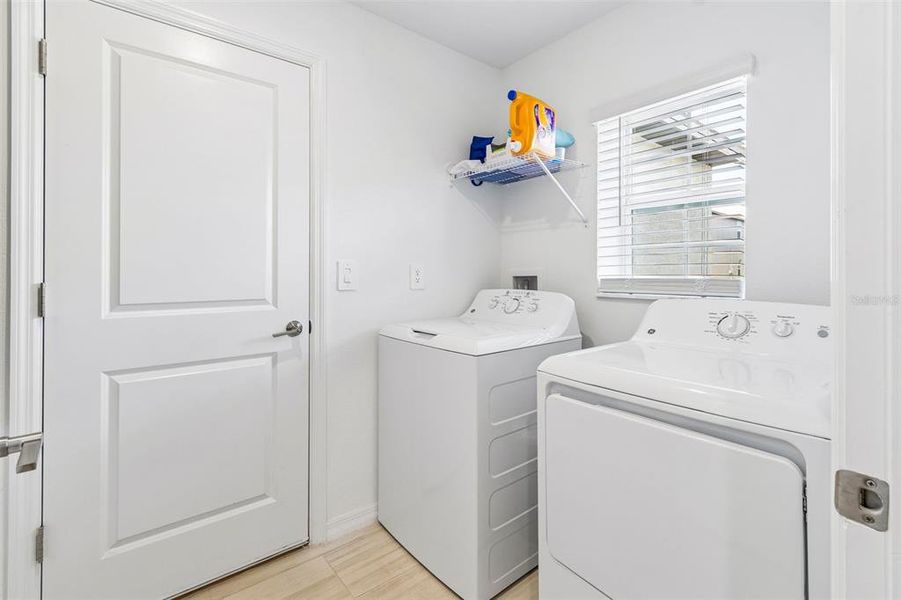 Furnished interior view inside a new home in Park East, Plant City (Image 38).