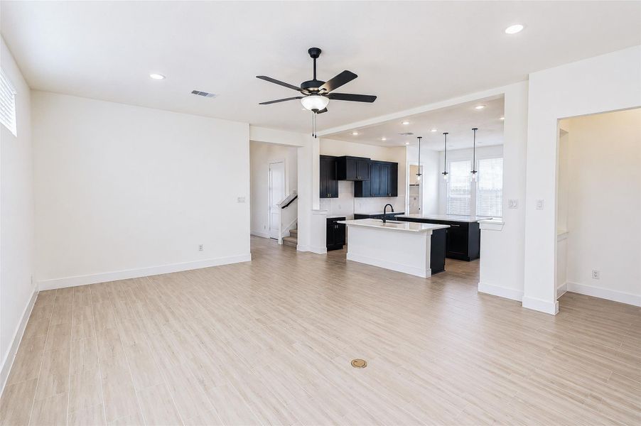 Spacious, unfurnished interior of a new home in , Katy (Image 22).