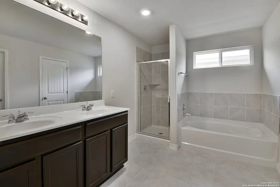 Furnished interior view inside a new home in The Canyons at Amhurst, San Antonio (Image 3). Furnished interior view inside a new home in The Canyons at Amhurst, San Antonio (Image 3).