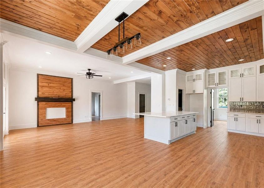 Spacious, unfurnished interior of a new home in , Helen (Image 17).