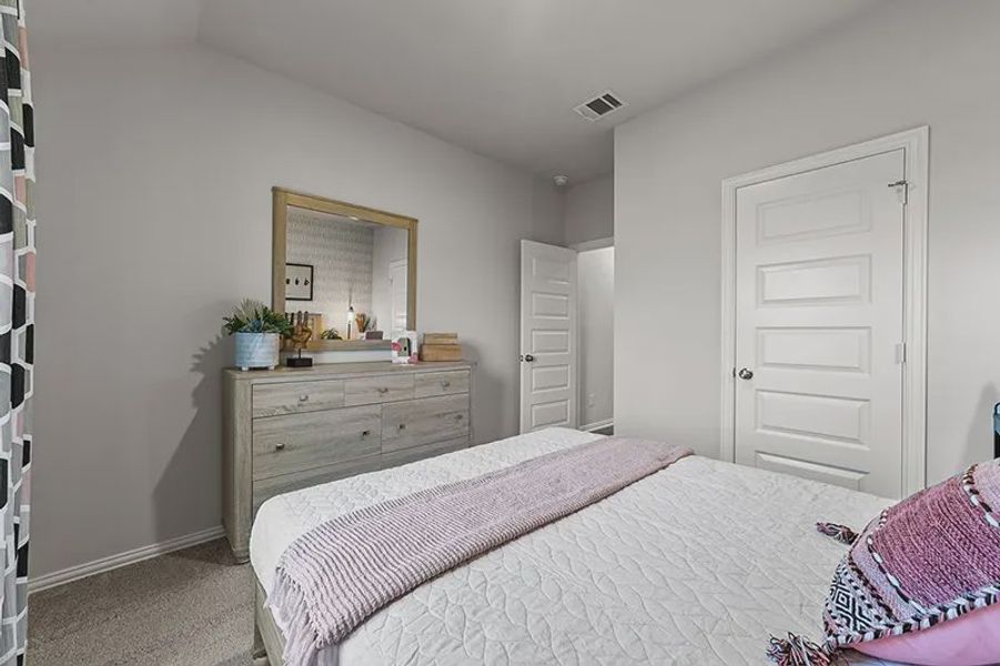 Furnished interior view inside a new home in Rolling Ridge, Van Alstyne (Image 12).