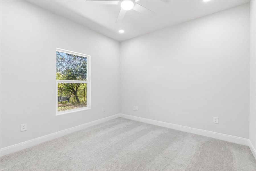 Spacious, unfurnished interior of a new home in , San Antonio (Image 24).
