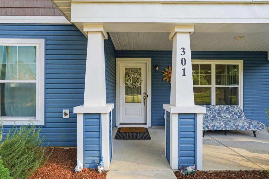 Exterior details and patio area of a home in , St. Matthews (Image 23).