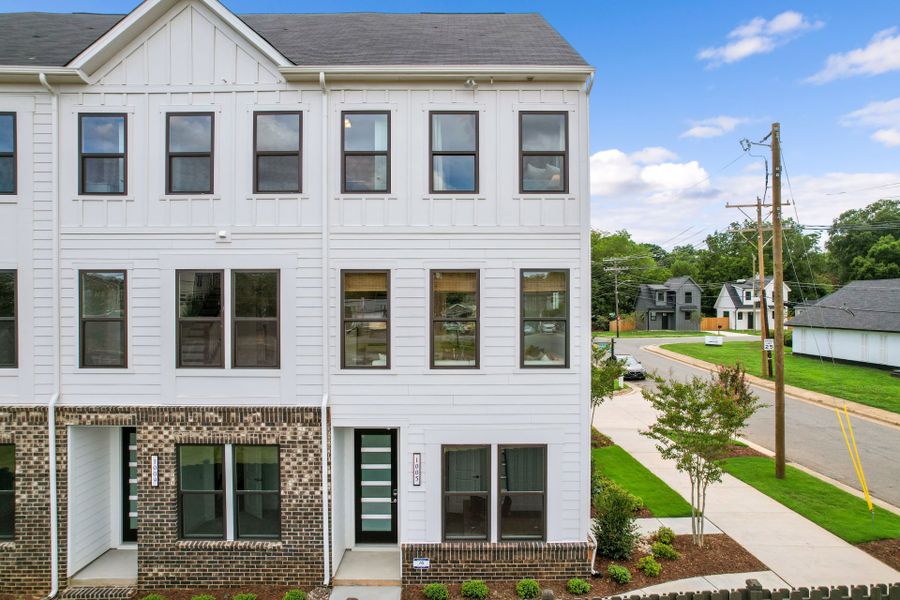 Representative exterior photo of a completed home built from the Evans by Pulte Homes in West End Heights, Charlotte, NC (Image 36).
