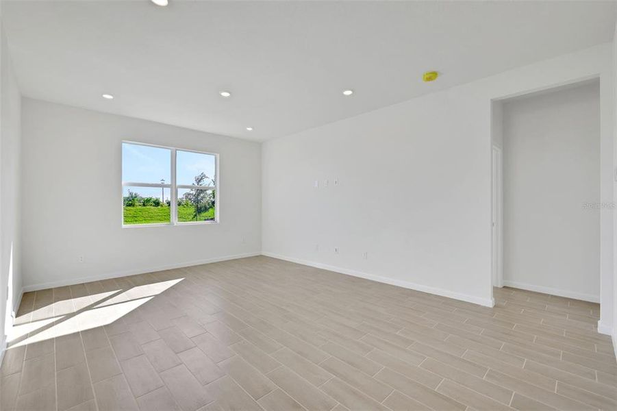 Spacious, unfurnished interior of a new home in Brystol North at Wylder, Port St. Lucie (Image 27).
