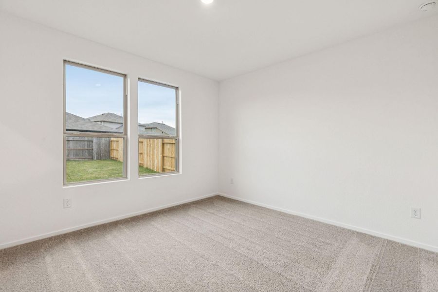 Spacious, unfurnished interior of a new home in Mavera, Conroe (Image 18).