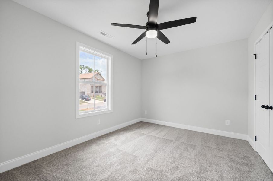 Spacious, unfurnished interior of a new home in New Hope Estates, Clarksville (Image 18).