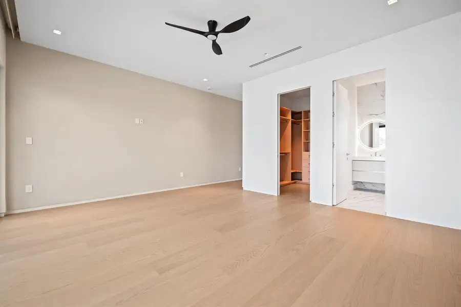 31-web-or-mls-607-ne-17th-ave