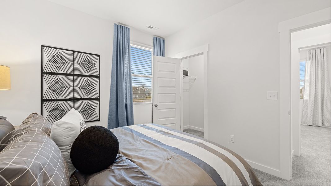 4965 Alpine Bed5 2of3 F2