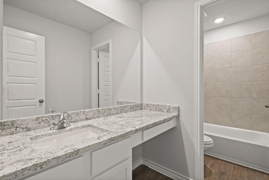 Furnished interior view inside a new home in Rocky Creek Crossing, Fort Worth (Image 8). Furnished interior view inside a new home in Rocky Creek Crossing, Fort Worth (Image 8).