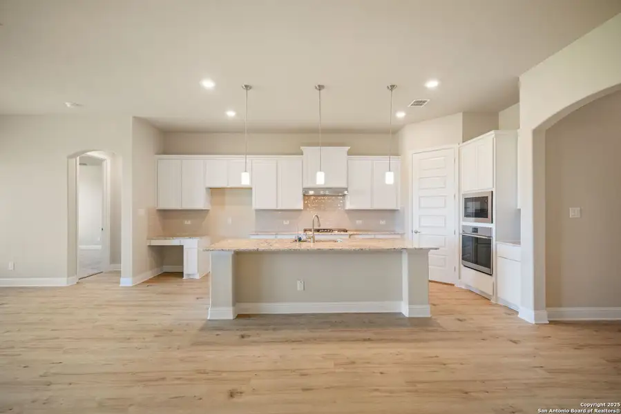 Furnished interior view inside a new home in Annabelle Ranch, San Antonio (Image 5). Furnished interior view inside a new home in Annabelle Ranch, San Antonio (Image 5).