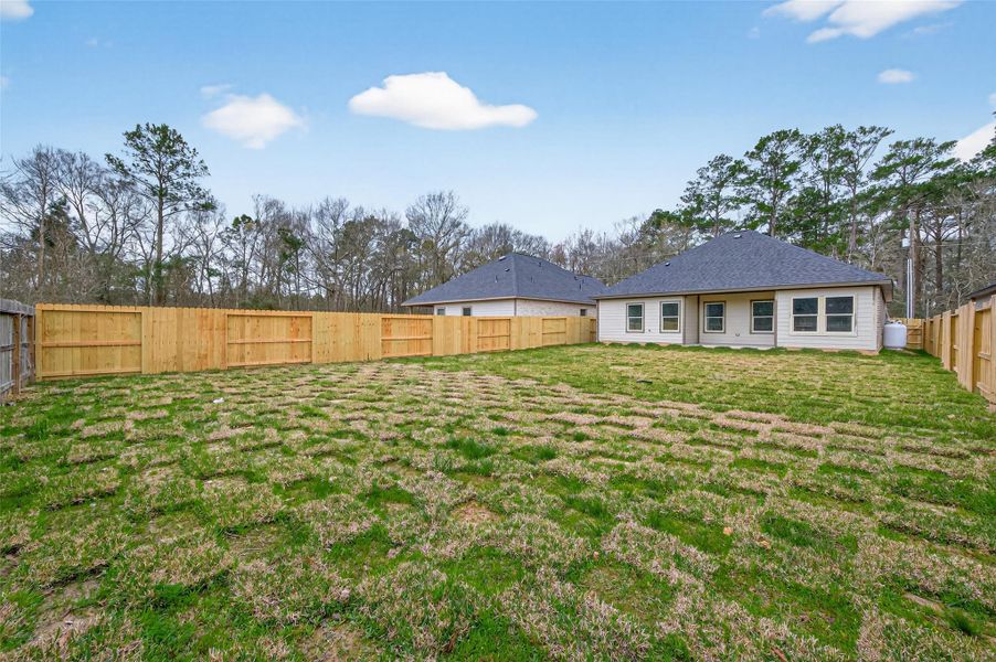 Exterior details and patio area of a home in , Cleveland (Image 25).