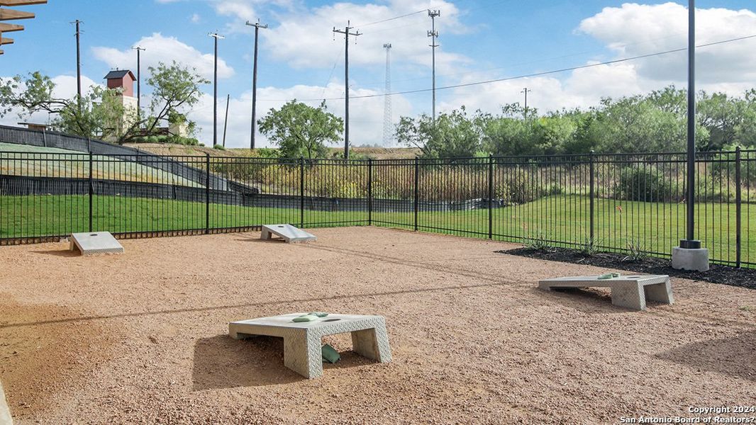 Community amenities in Applewood, San Antonio (Image 38). Community amenities in Applewood, San Antonio (Image 38).