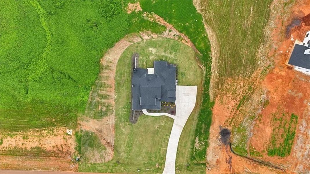 Image 38 of a home in . Image 38 of a home in .