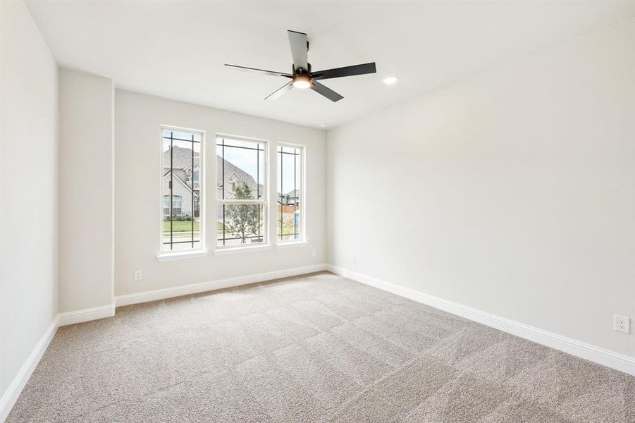 Spacious, unfurnished interior of a new home in Creekview Meadows, Pilot Point (Image 26). Spacious, unfurnished interior of a new home in Creekview Meadows, Pilot Point (Image 26).