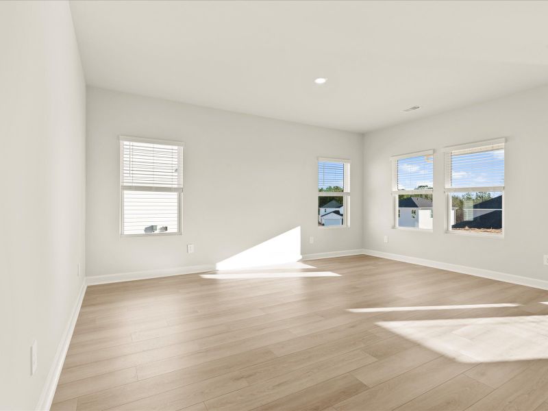 Spacious, unfurnished interior of a new home in Vickery Station, Woodruff (Image 11). Spacious, unfurnished interior of a new home in Vickery Station, Woodruff (Image 11).