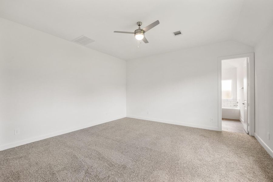 Spacious, unfurnished interior of a new home in River Ranch Estates, Dayton (Image 16). Spacious, unfurnished interior of a new home in River Ranch Estates, Dayton (Image 16).
